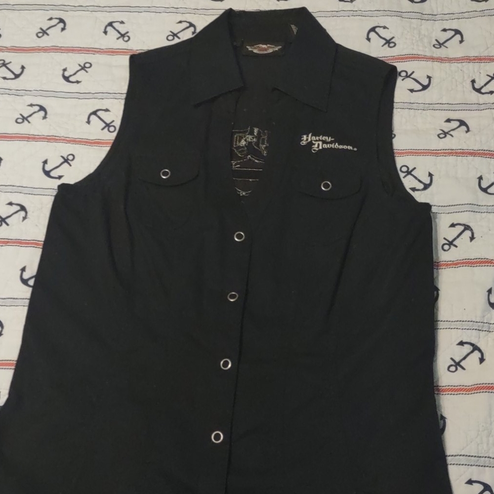 Women's Harley Davidson sleeveless button down
